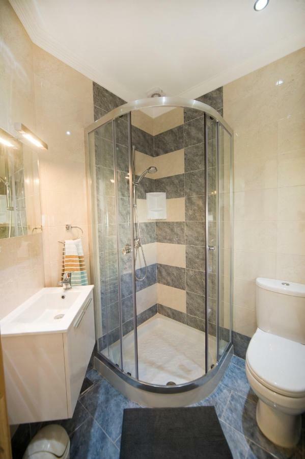 Sliema Duplex 1 Bedroom Apartment With 2 Bathrooms- Sleep 4 ภายนอก รูปภาพ
